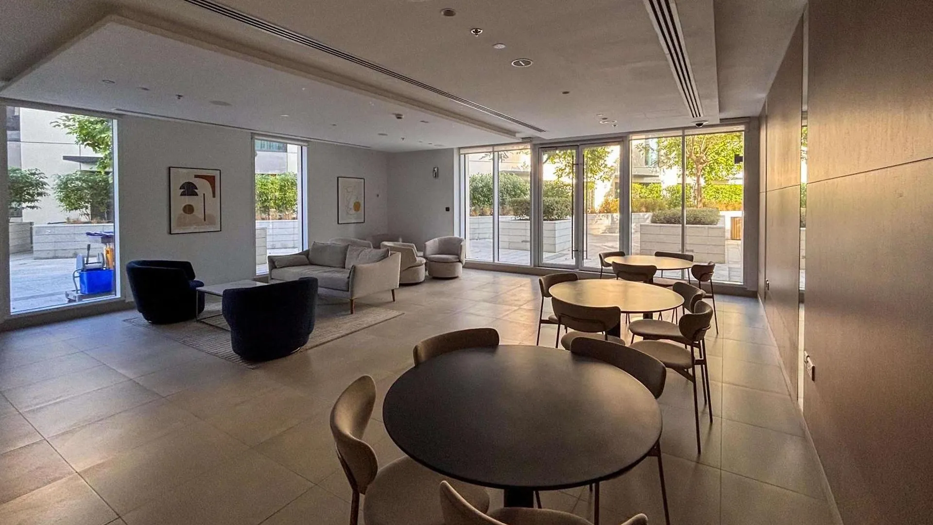 Apartment Frank Porter - Creek Horizon T2 Dubai